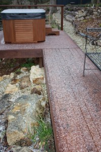 Lucky we love the cold. We have been in Tassie for nearly one and a half years and have no desire to move. We love it here !!!!