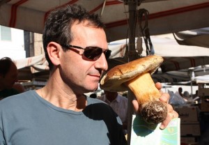 I am not sure what is going through Martin's mind in this photo..... but he is a chef !!!