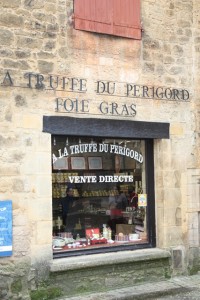 Foie Gras shops everywhere... I know you probably are bored but they amused me. (sorry)