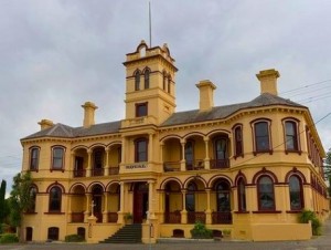 Queenscliff has many beautiful old buildings.... This is the Royal Hotel